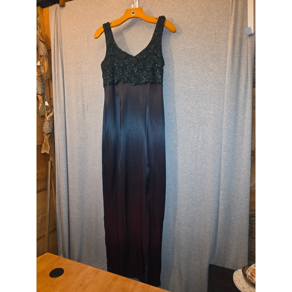 Vintage Roberta Iridescent Green Purple Lace Bow Back Maxi Gown Dress 7/8 76167